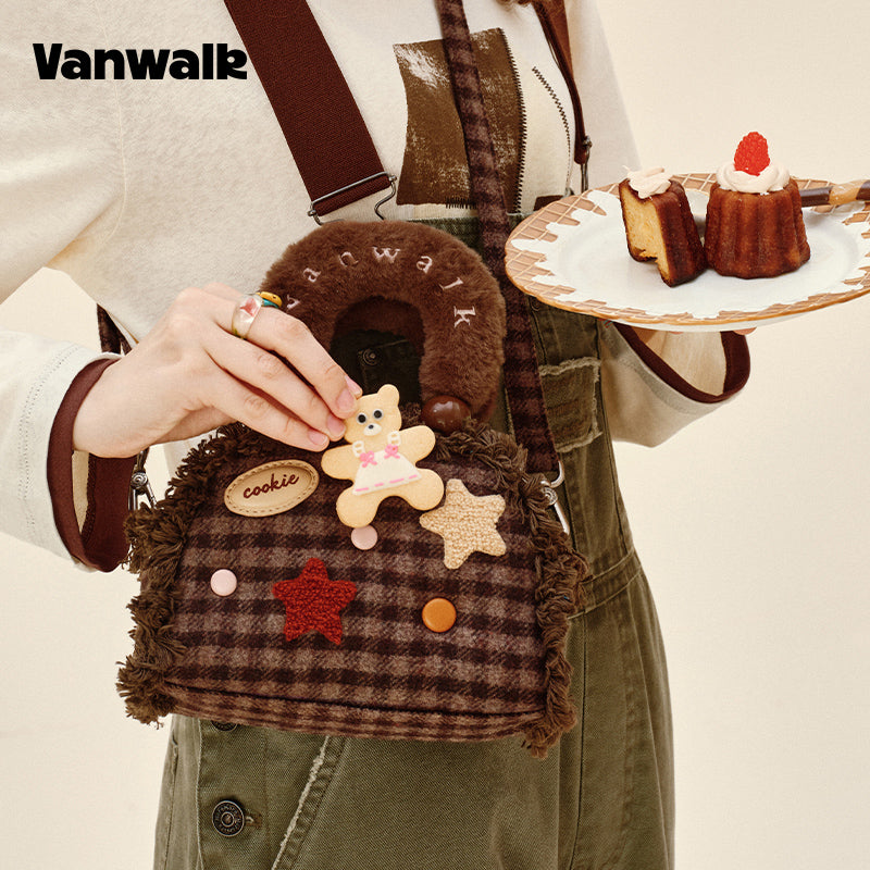กระเป๋าสะพายไหล่ต้นฉบับ VANWALK Pinecone Tribe Series รุ่น V2992