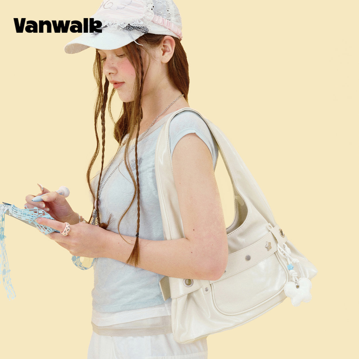 กระเป๋าสะพายไหล่ขนาดเล็ก VANWALK รุ่น Gulugulu Series Original Star ลายรูดาว ทำจากหนัง PU รุ่น V3051