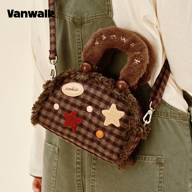กระเป๋าสะพายไหล่ต้นฉบับ VANWALK Pinecone Tribe Series รุ่น V2992