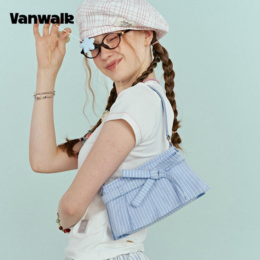 VANWALK กระเป๋าสะพายข้างแฟชั่น Moonlight Park รุ่น v2947